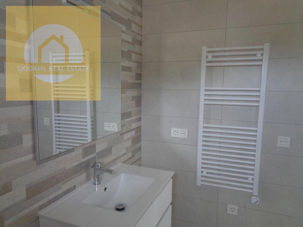 4 bedroom Villa for sale in Pinoso with pool garage - € 381,000 (Ref: 9199700)