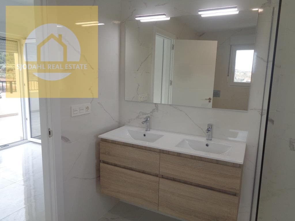 4 bedroom Villa for sale in Pinoso with pool garage - € 381,000 (Ref: 9199700)