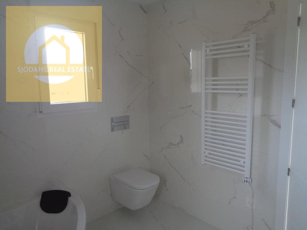 4 bedroom Villa for sale in Pinoso with pool garage - € 381,000 (Ref: 9199700)