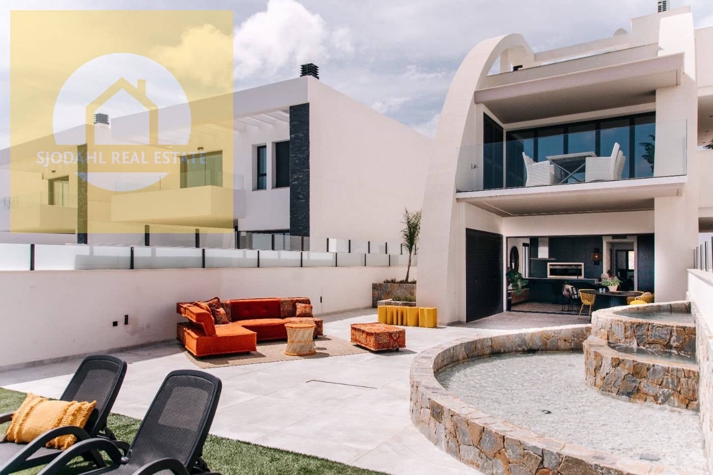 4 makuuhuone Bungalow myytävänä paikassa Rojales mukana uima-altaan 
autotalli - 599 000 € (Ref: 9215464)