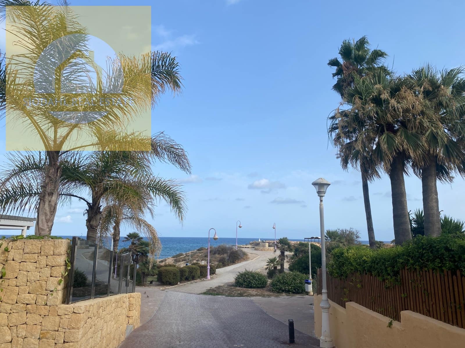 5 soveværelse Byhus til salg i El Campello med garage - € 776.000 (Ref: 9218738)