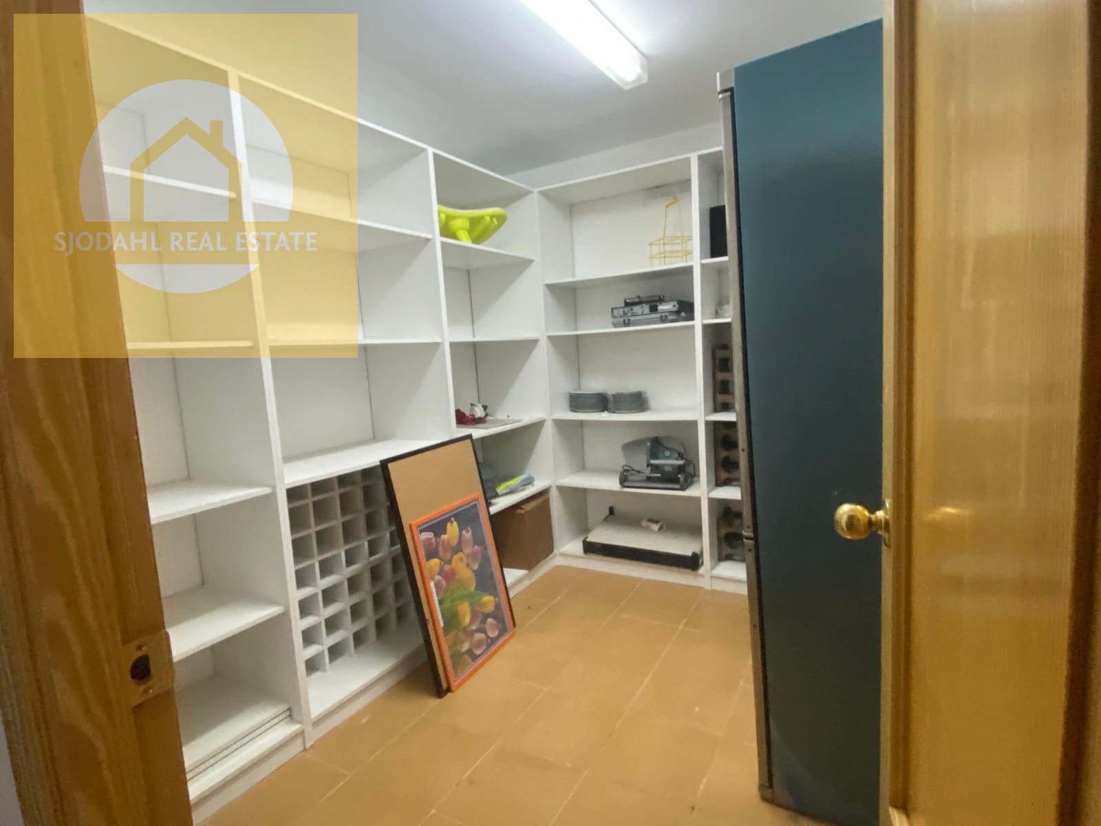 5 soveværelse Byhus til salg i El Campello med garage - € 776.000 (Ref: 9218738)