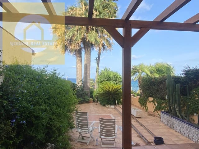 5 soveværelse Byhus til salg i El Campello med garage - € 776.000 (Ref: 9218738)