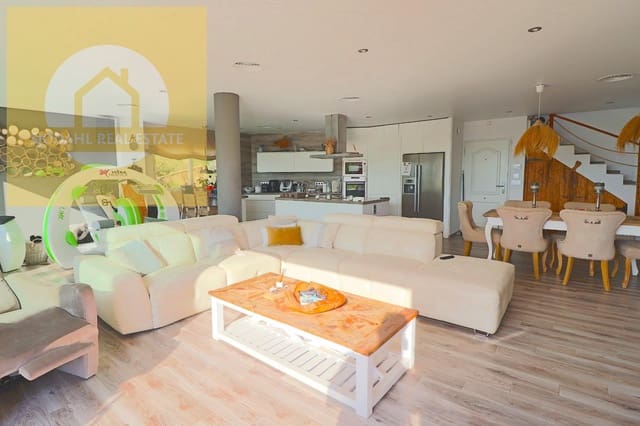 8 soveværelse Villa til salg i Coveta Fuma, El Campello med swimmingpool garage - € 2.200.000 (Ref: 9235459)