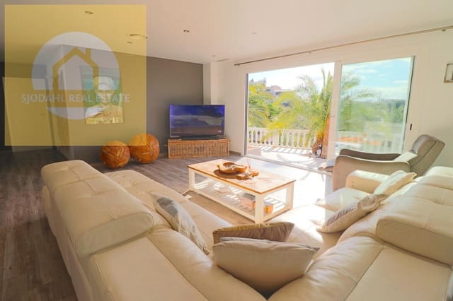 8 soveværelse Villa til salg i Coveta Fuma, El Campello med swimmingpool garage - € 2.200.000 (Ref: 9235459)