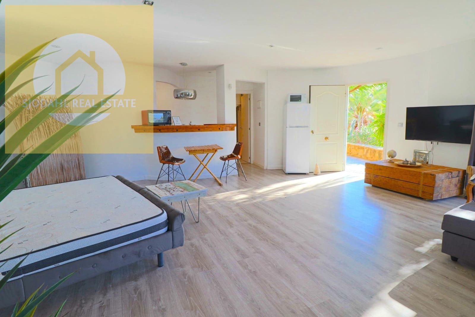 8 soveværelse Villa til salg i El Campello med swimmingpool garage - € 2.200.000 (Ref: 9235459)