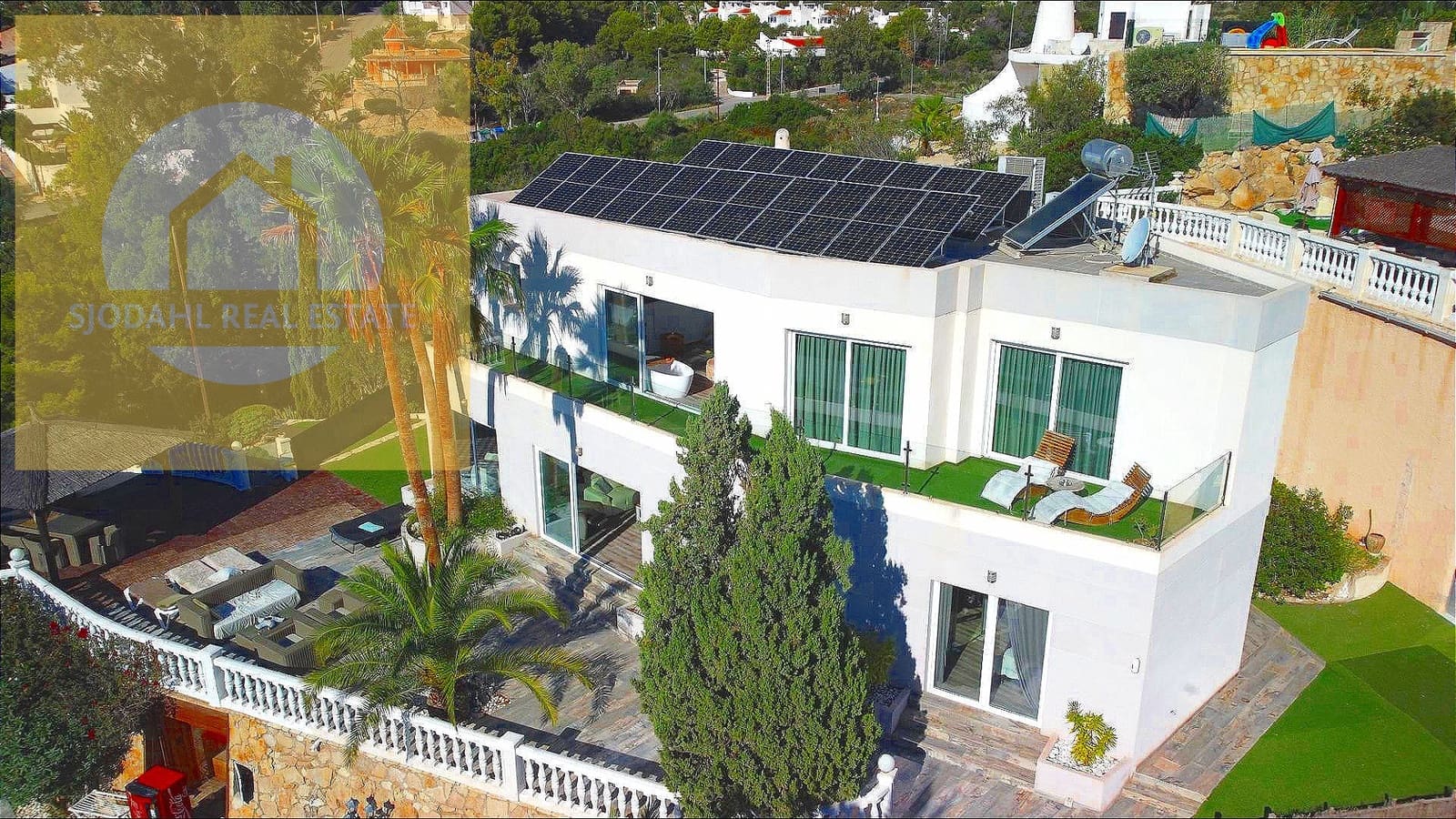 8 soveværelse Villa til salg i El Campello med swimmingpool garage - € 2.200.000 (Ref: 9235459)