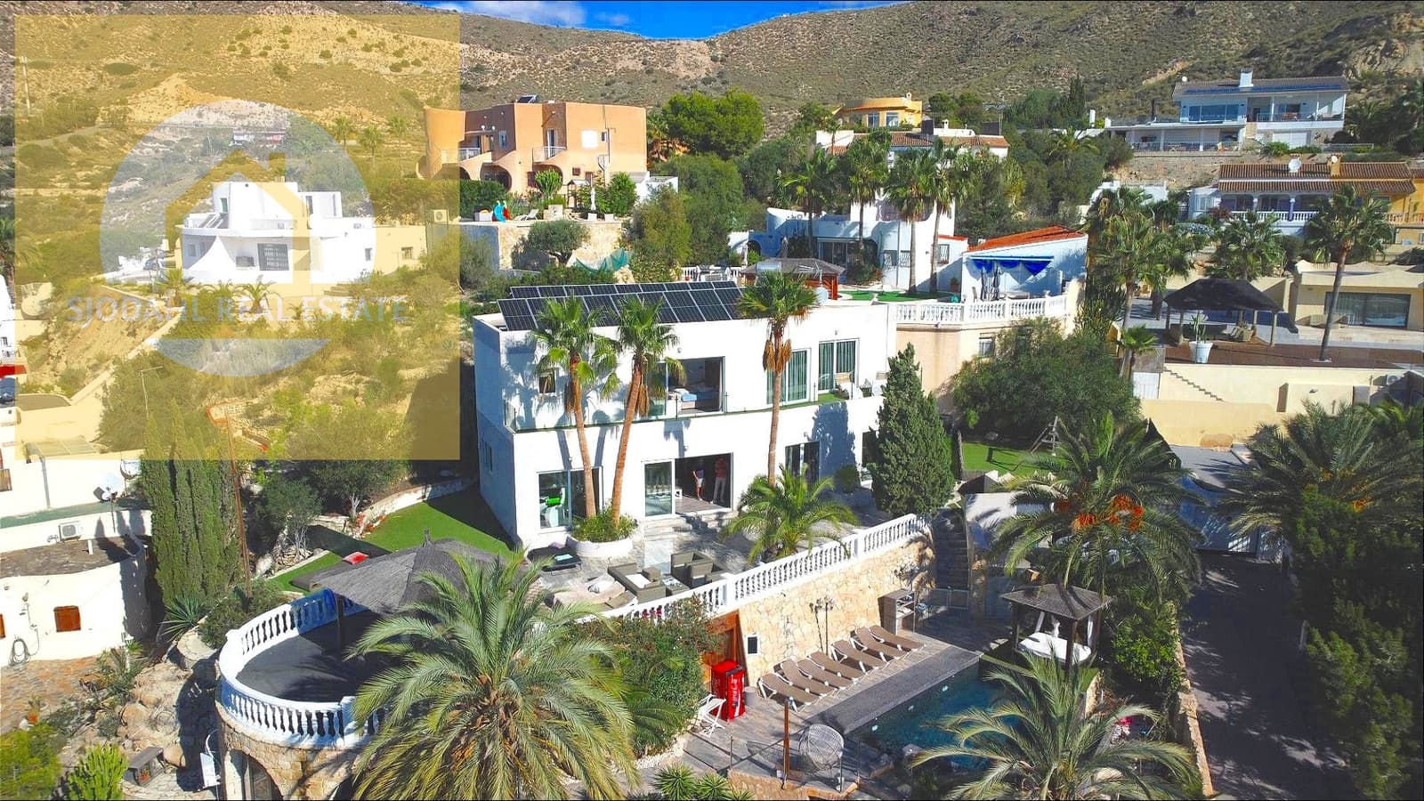 8 soveværelse Villa til salg i El Campello med swimmingpool garage - € 2.200.000 (Ref: 9235459)