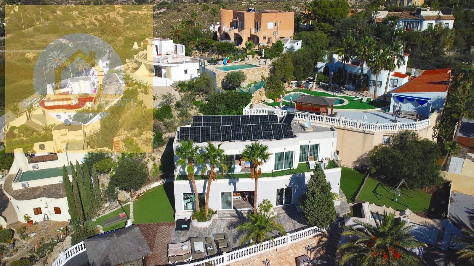 8 soveværelse Villa til salg i El Campello med swimmingpool garage - € 2.200.000 (Ref: 9235459)