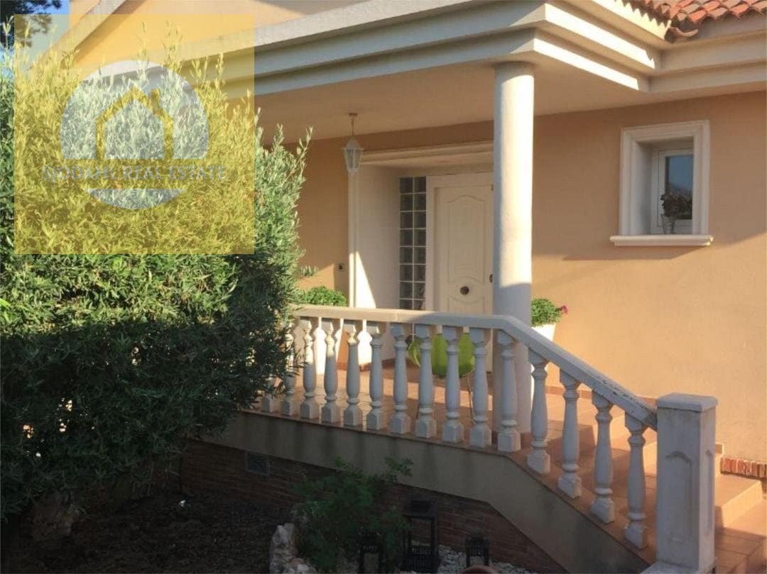 5 sovrum Hus till salu i La Nucia med pool garage - 550 000 € (Ref: 9237253)