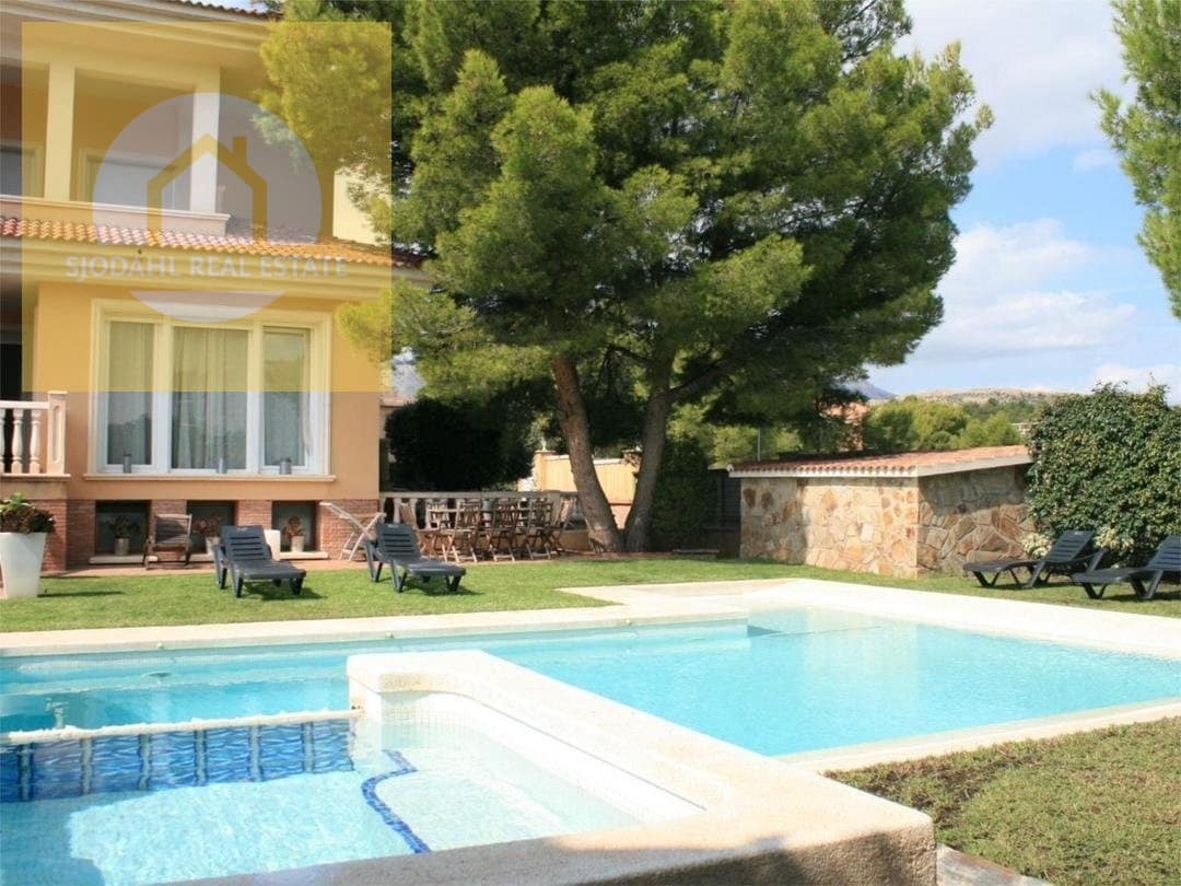 5 sovrum Hus till salu i La Nucia med pool garage - 550 000 € (Ref: 9237253)