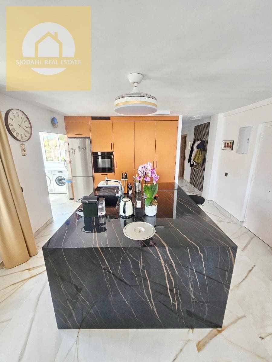 2 bedroom Apartment for sale in Altea with pool garage - € 659,000 (Ref: 9237256)