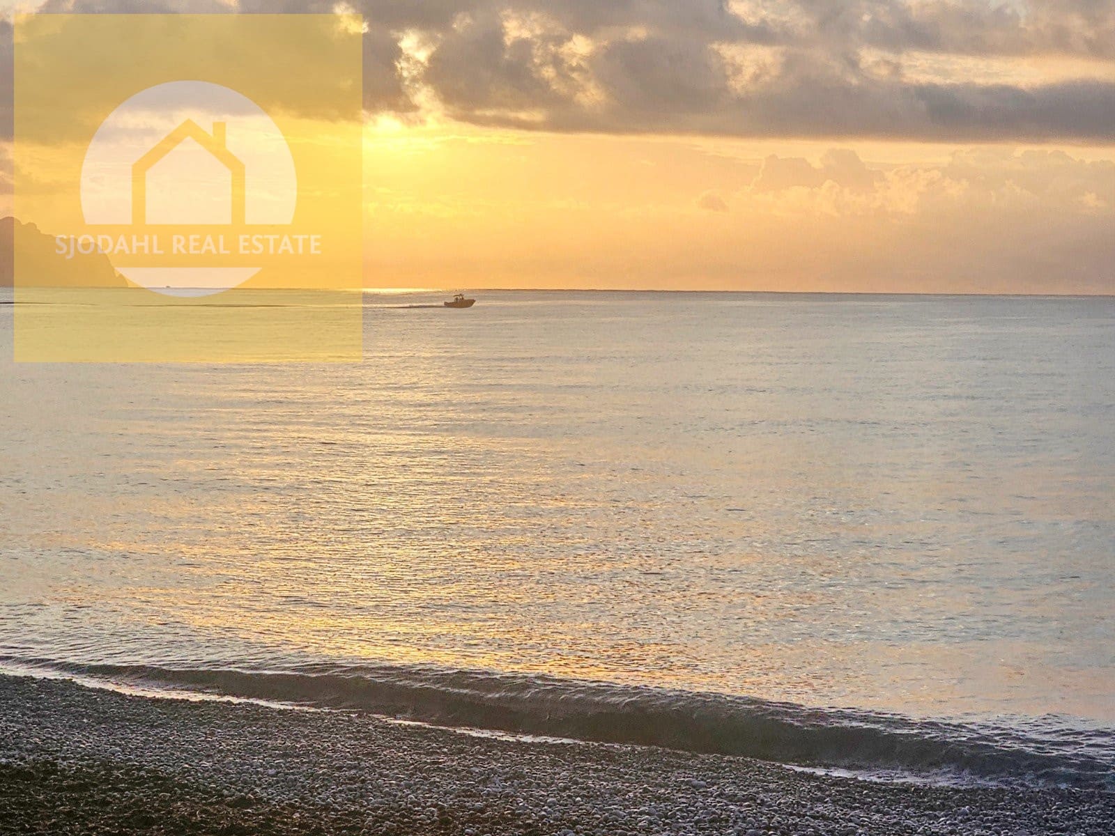 2 bedroom Apartment for sale in Altea with pool garage - € 659,000 (Ref: 9237256)