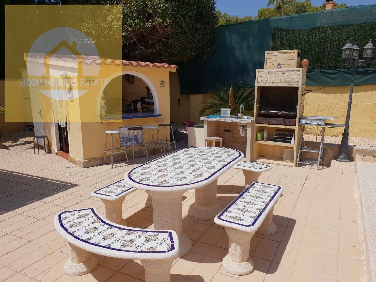 3 soveværelse Villa til salg i Alfaz del Pi / L'Alfas del Pi med swimmingpool - € 550.000 (Ref: 9237946)