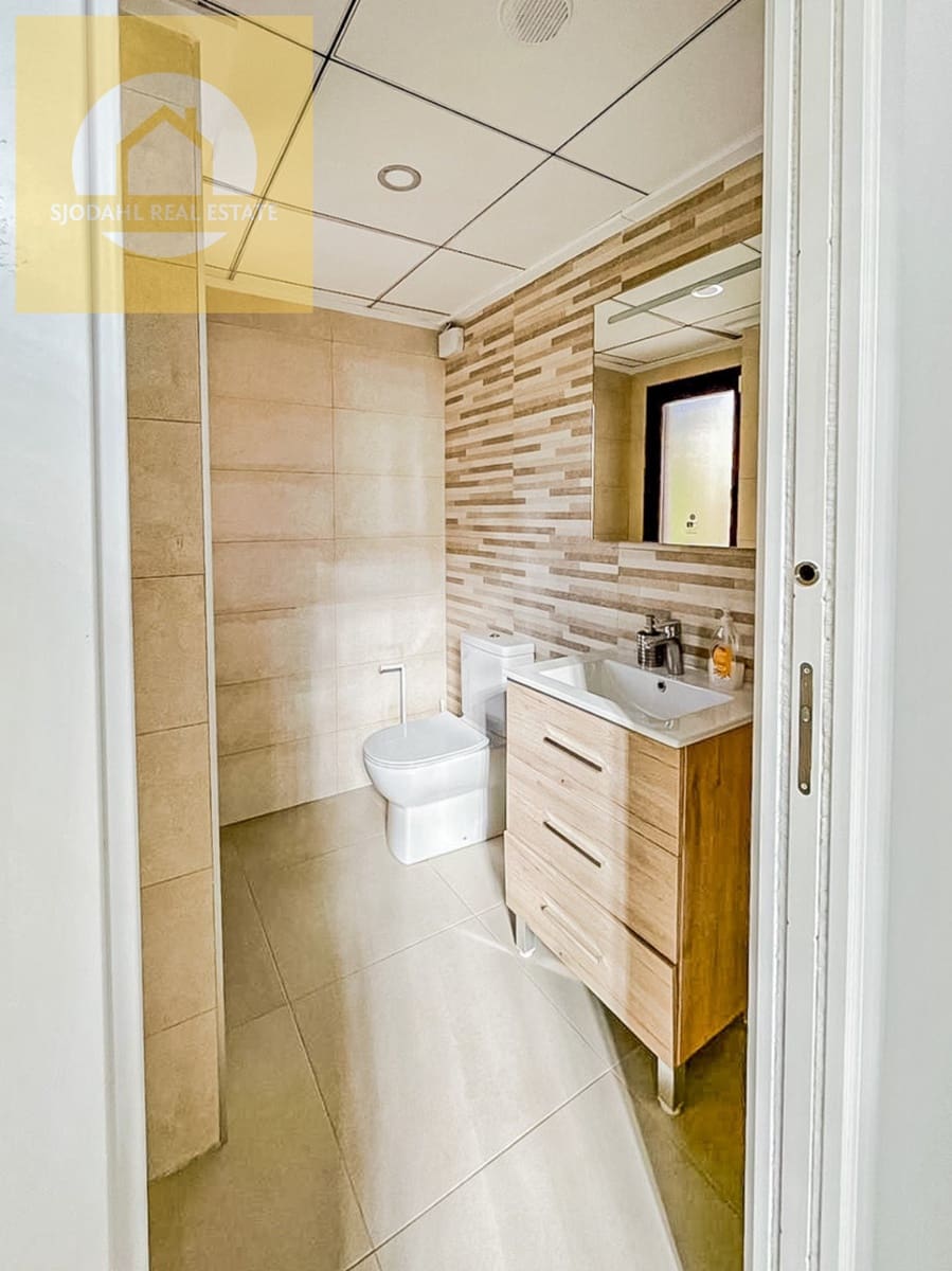 4 bedroom Villa for sale in La Nucia with pool garage - € 580,000 (Ref: 9240913)