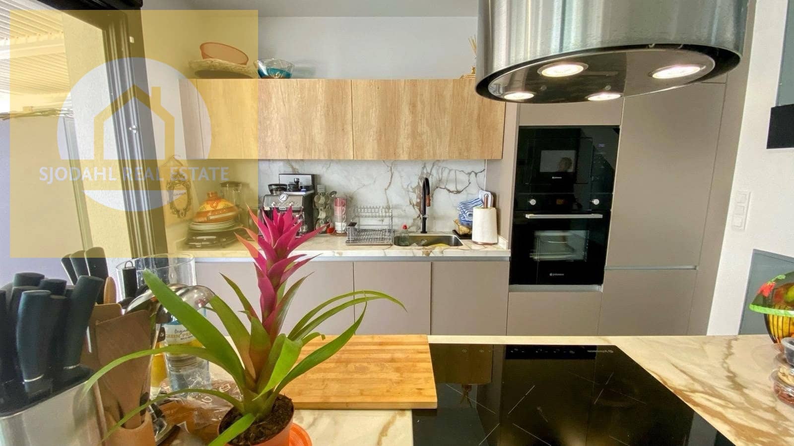 4 makuuhuone Huvila myytävänä paikassa Finestrat mukana uima-altaan 
autotalli - 799 000 € (Ref: 9240914)