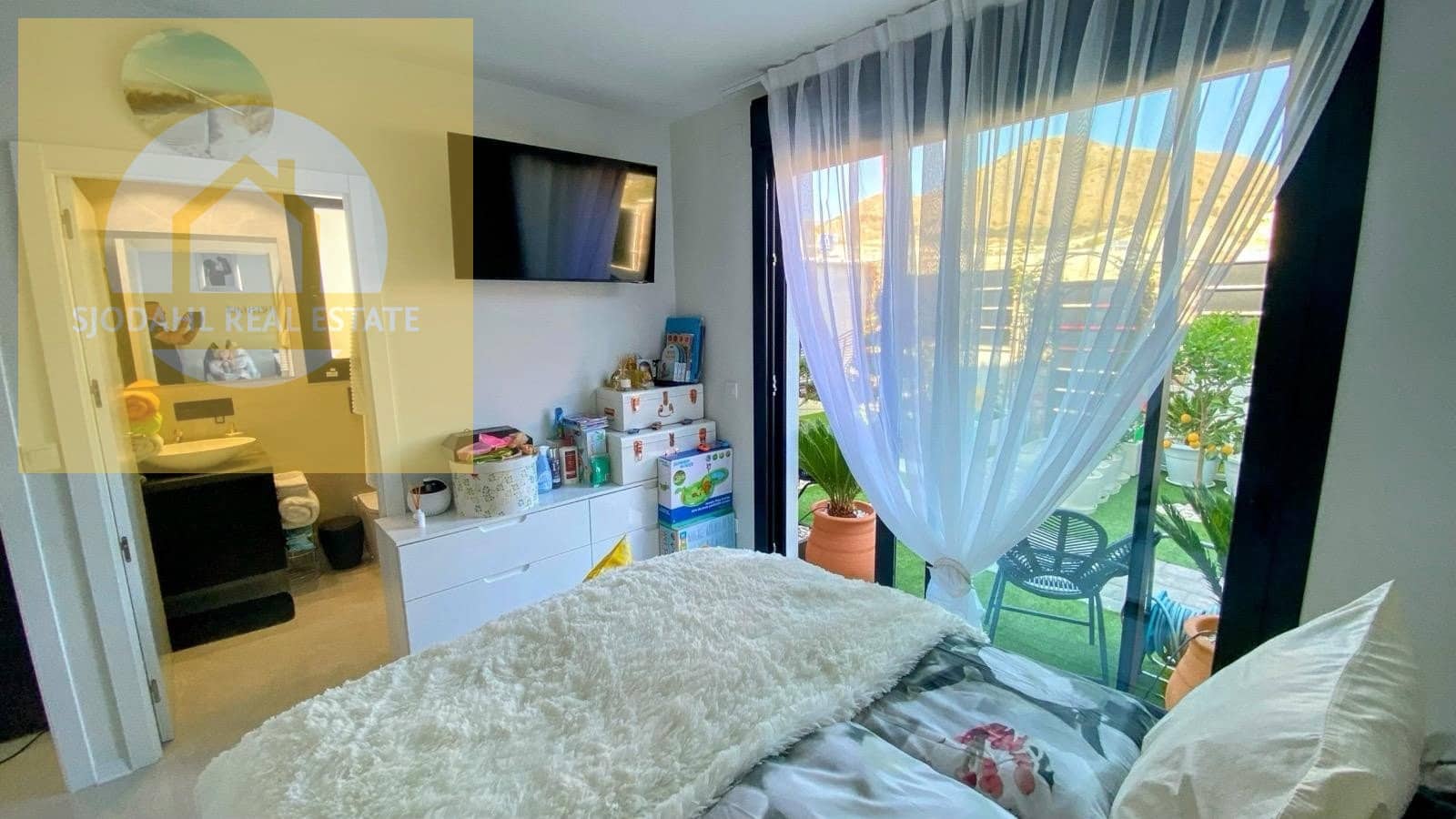 4 makuuhuone Huvila myytävänä paikassa Finestrat mukana uima-altaan 
autotalli - 799 000 € (Ref: 9240914)