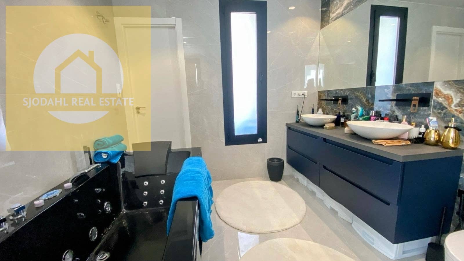 4 makuuhuone Huvila myytävänä paikassa Finestrat mukana uima-altaan 
autotalli - 799 000 € (Ref: 9240914)