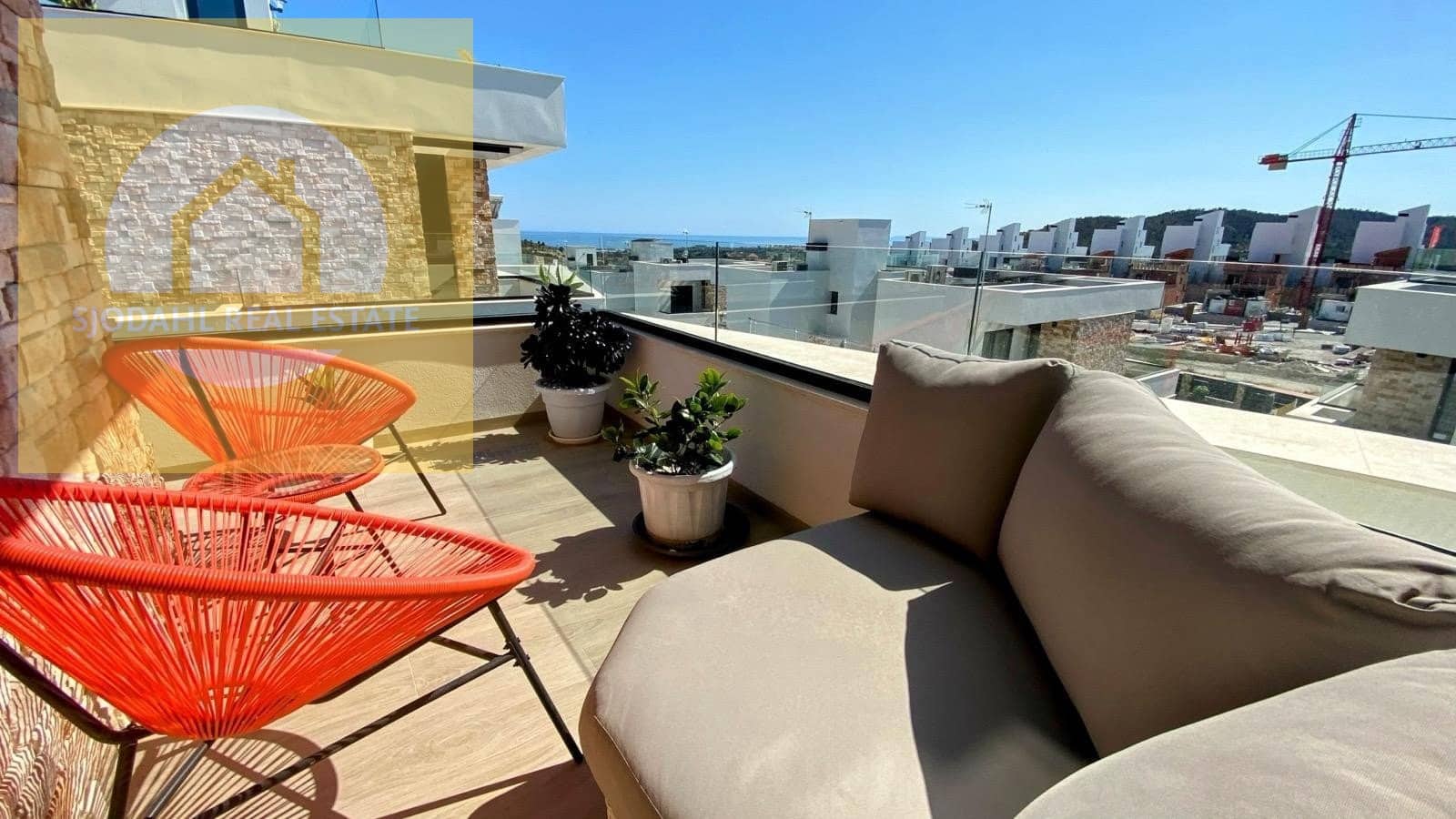 4 makuuhuone Huvila myytävänä paikassa Finestrat mukana uima-altaan 
autotalli - 799 000 € (Ref: 9240914)