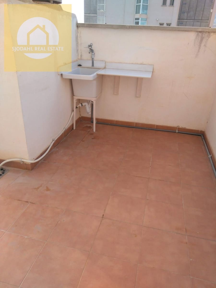 3 makuuhuone Huoneisto myytävänä paikassa Benidorm mukana uima-altaan 
autotalli - 495 000 € (Ref: 9242256)