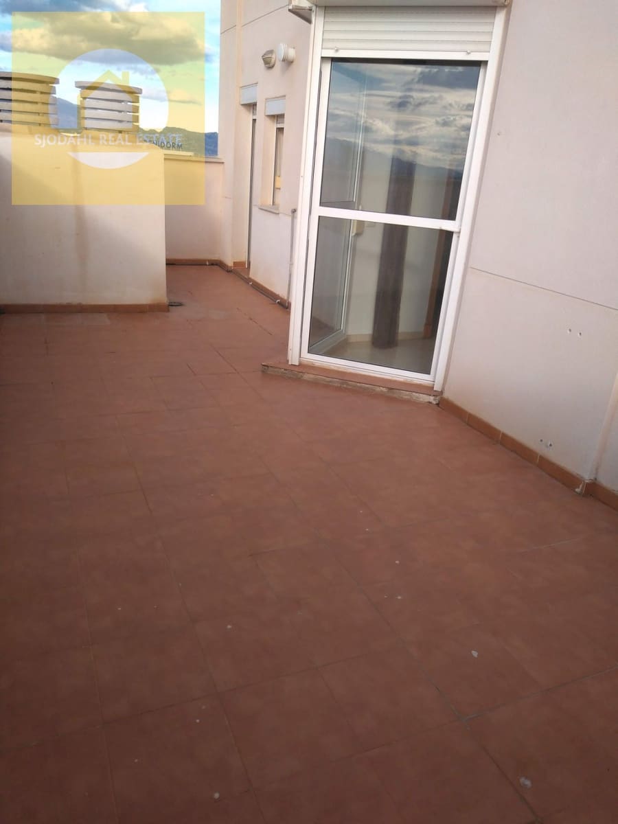 3 makuuhuone Huoneisto myytävänä paikassa Benidorm mukana uima-altaan 
autotalli - 495 000 € (Ref: 9242256)