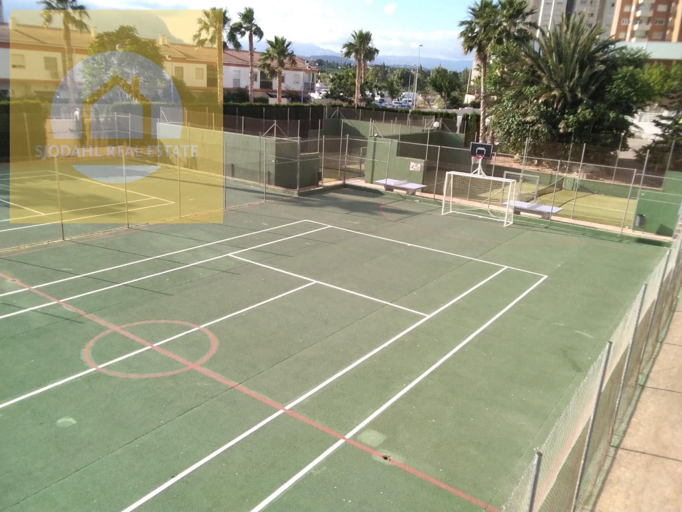 3 makuuhuone Huoneisto myytävänä paikassa Benidorm mukana uima-altaan 
autotalli - 495 000 € (Ref: 9242256)