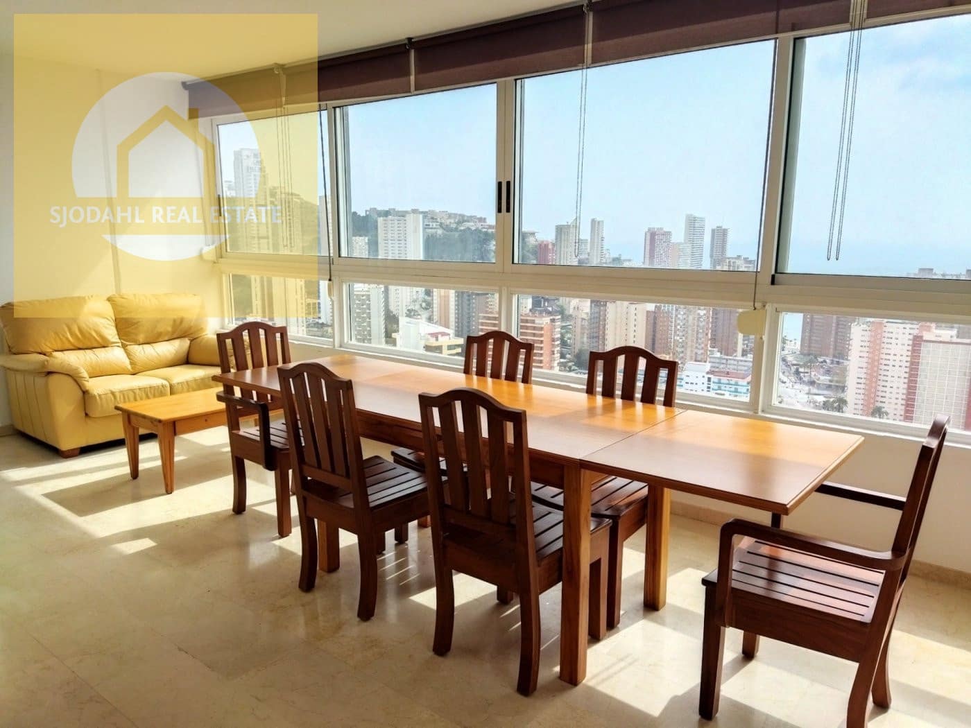 3 makuuhuone Huoneisto myytävänä paikassa Benidorm mukana uima-altaan 
autotalli - 495 000 € (Ref: 9242256)