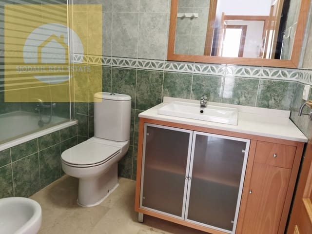 3 makuuhuone Huoneisto myytävänä paikassa Rincón Bajo, Benidorm mukana uima-altaan 
autotalli - 495 000 € (Ref: 9242256)