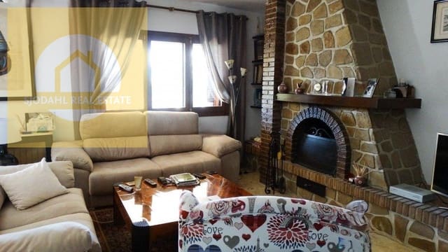 4 bedroom Villa for sale in Rincón Bajo, Benidorm with pool garage - € 640,000 (Ref: 9242257)