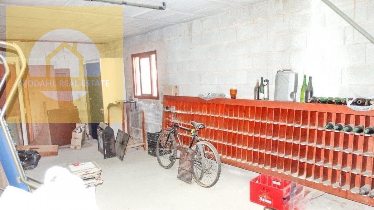 4 soveværelse Villa til salg i Benidorm med swimmingpool garage - € 640.000 (Ref: 9242257)