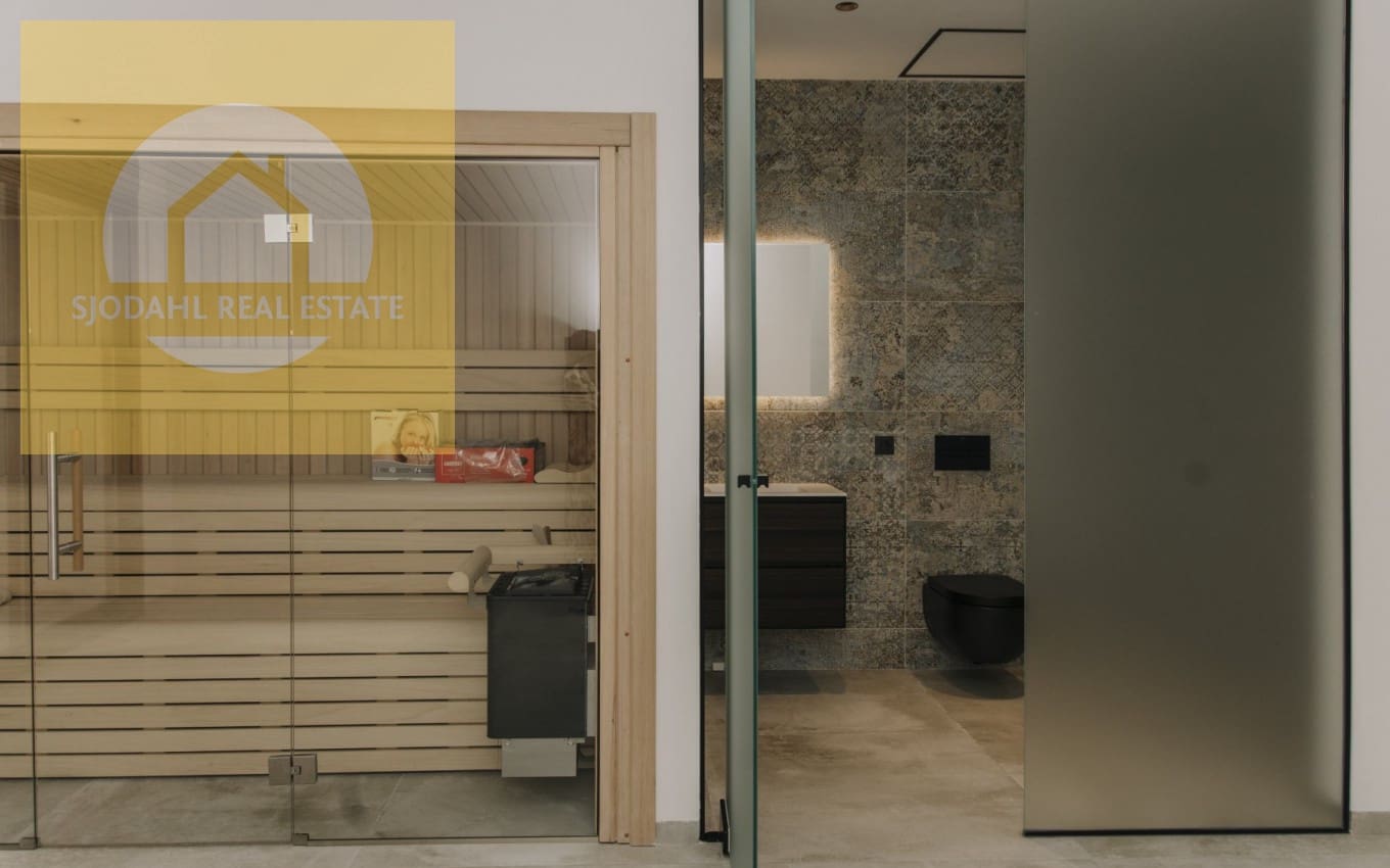 Chalet de 4 habitaciones en Rojales en venta con piscina garaje - 995.000 € (Ref: 9253974)