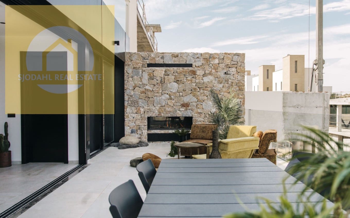 Chalet de 4 habitaciones en Rojales en venta con piscina garaje - 995.000 € (Ref: 9253974)