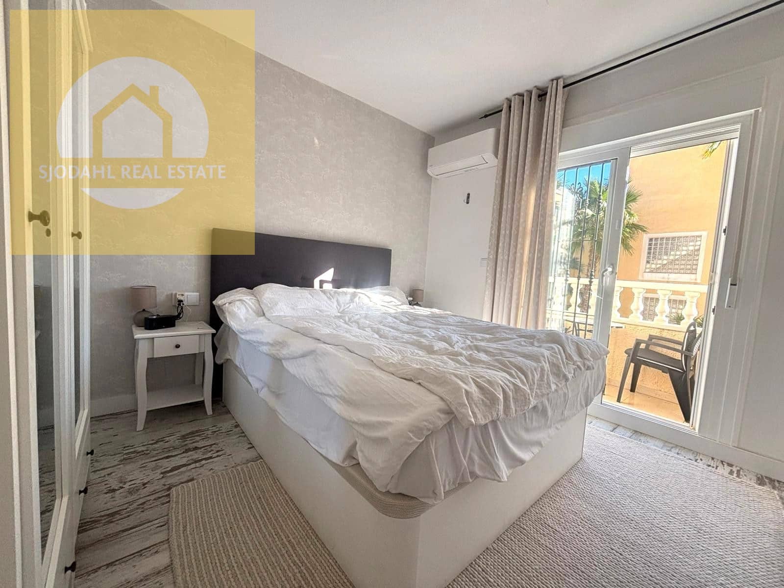 2 bedroom Townhouse for sale in Gran Alacant with pool garage - € 227,000 (Ref: 9642468)