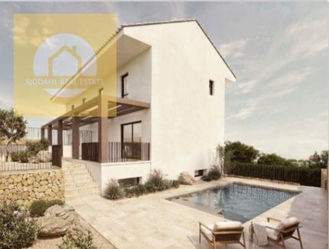 3 soverom Kjedet enebolig til salgs i Coloma  , La Nucia med svømmebasseng garasje - € 594 000 (Ref: 9642469)