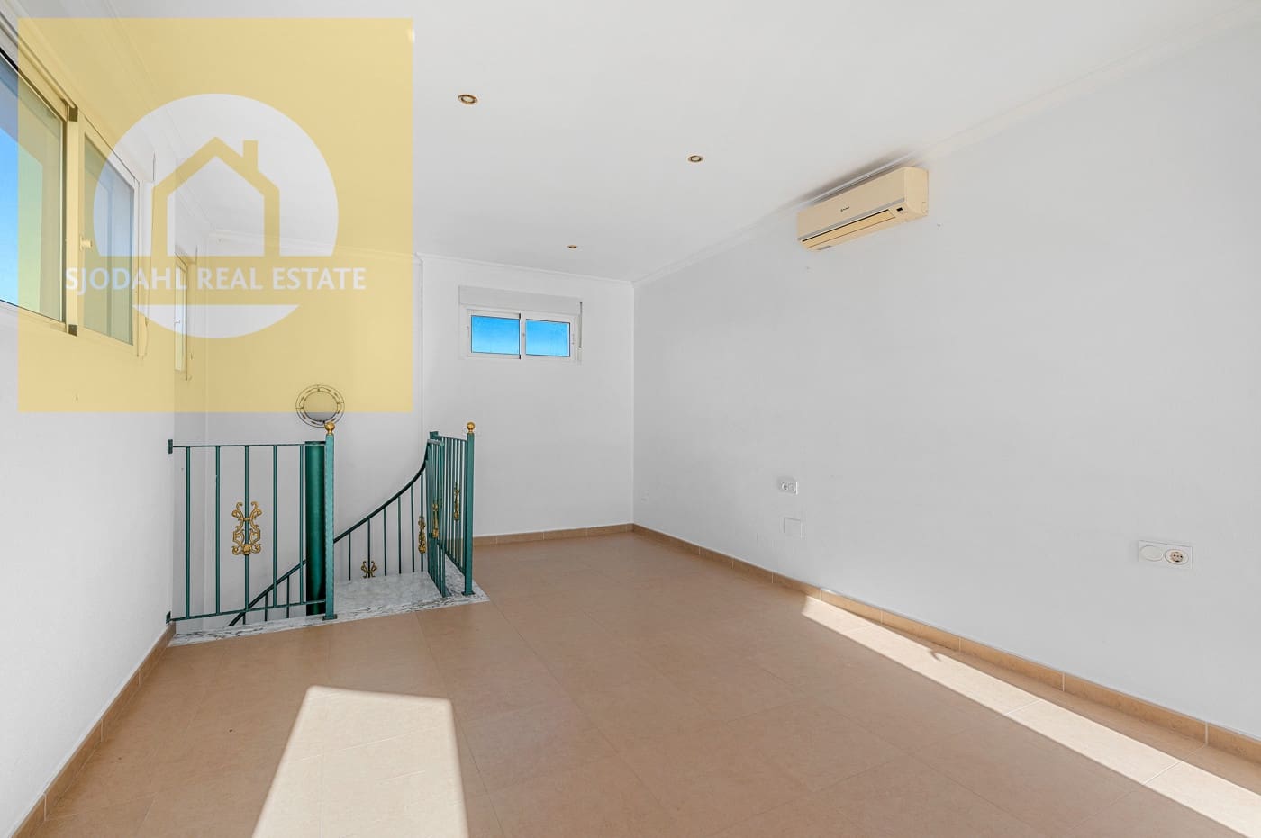 4 sovrum Villa till salu i Ciudad Quesada med pool - 375 000 € (Ref: 9642471)