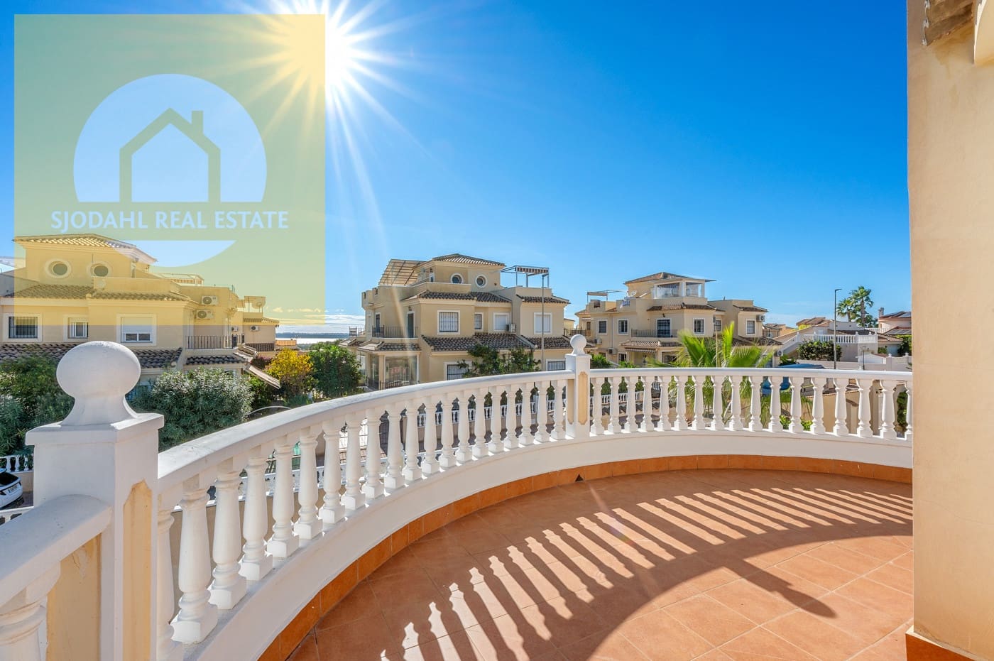 4 sovrum Villa till salu i Ciudad Quesada med pool - 375 000 € (Ref: 9642471)