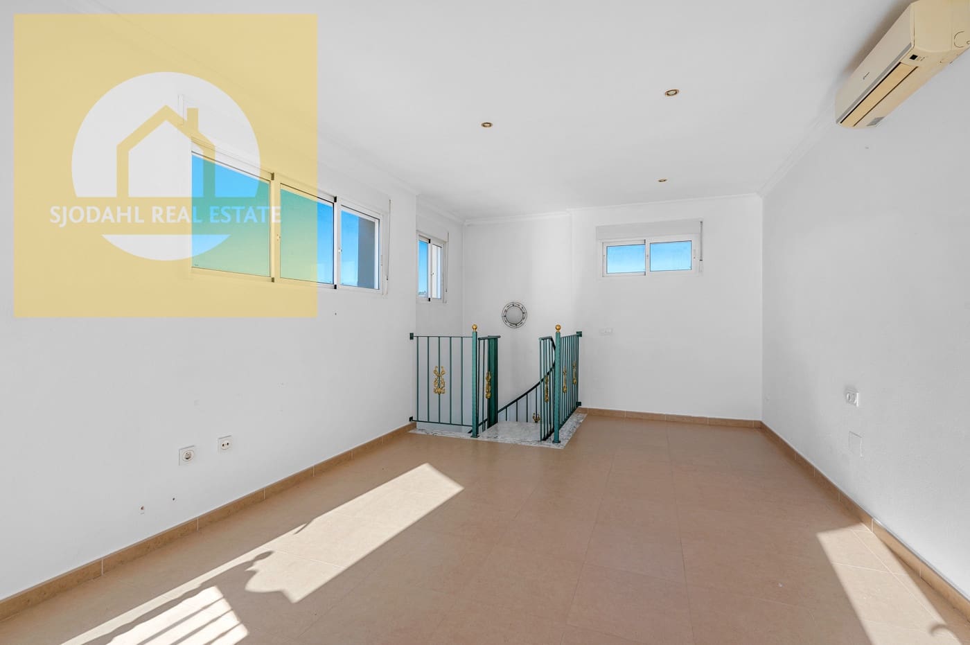 4 sovrum Villa till salu i Ciudad Quesada med pool - 375 000 € (Ref: 9642471)