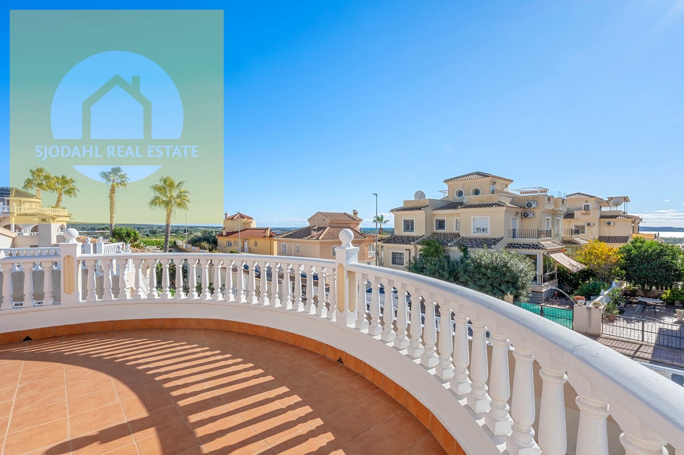 4 sovrum Villa till salu i Ciudad Quesada med pool - 375 000 € (Ref: 9642471)