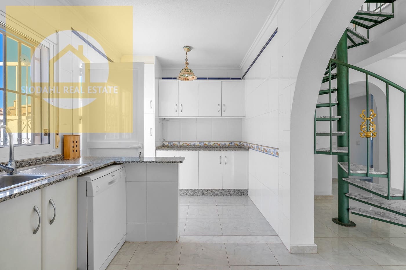 4 sovrum Villa till salu i Ciudad Quesada med pool - 375 000 € (Ref: 9642471)