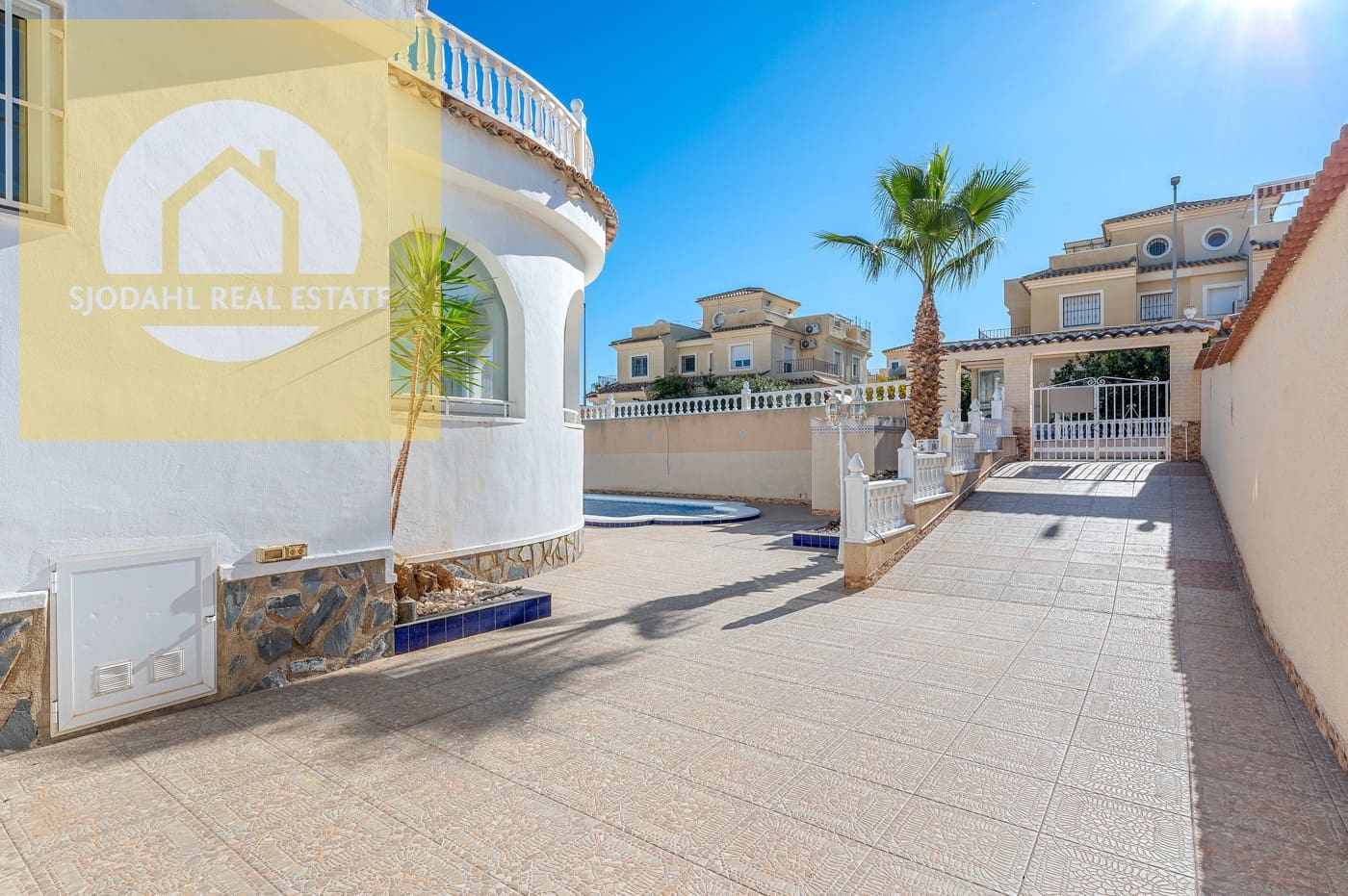 4 sovrum Villa till salu i Ciudad Quesada med pool - 375 000 € (Ref: 9642471)