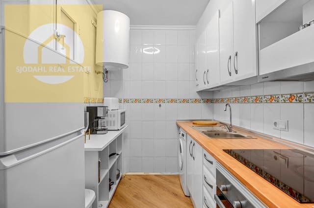 3 soveværelse Lejlighed til salg i Torrevieja med swimmingpool - € 174.000 (Ref: 9642473)