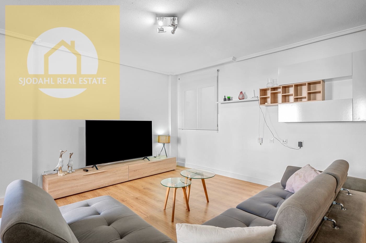 3 soveværelse Lejlighed til salg i Torrevieja med swimmingpool - € 174.000 (Ref: 9642473)