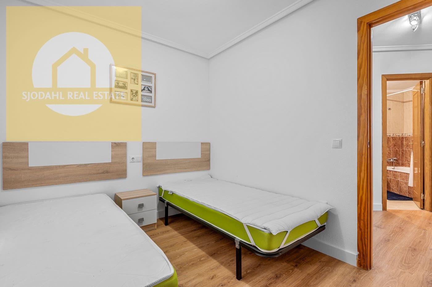 3 soveværelse Lejlighed til salg i Torrevieja med swimmingpool - € 174.000 (Ref: 9642473)