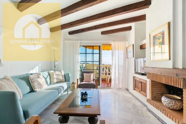 3 bedroom Apartment for sale in Torrevieja with garage - € 349,000 (Ref: 9642476)