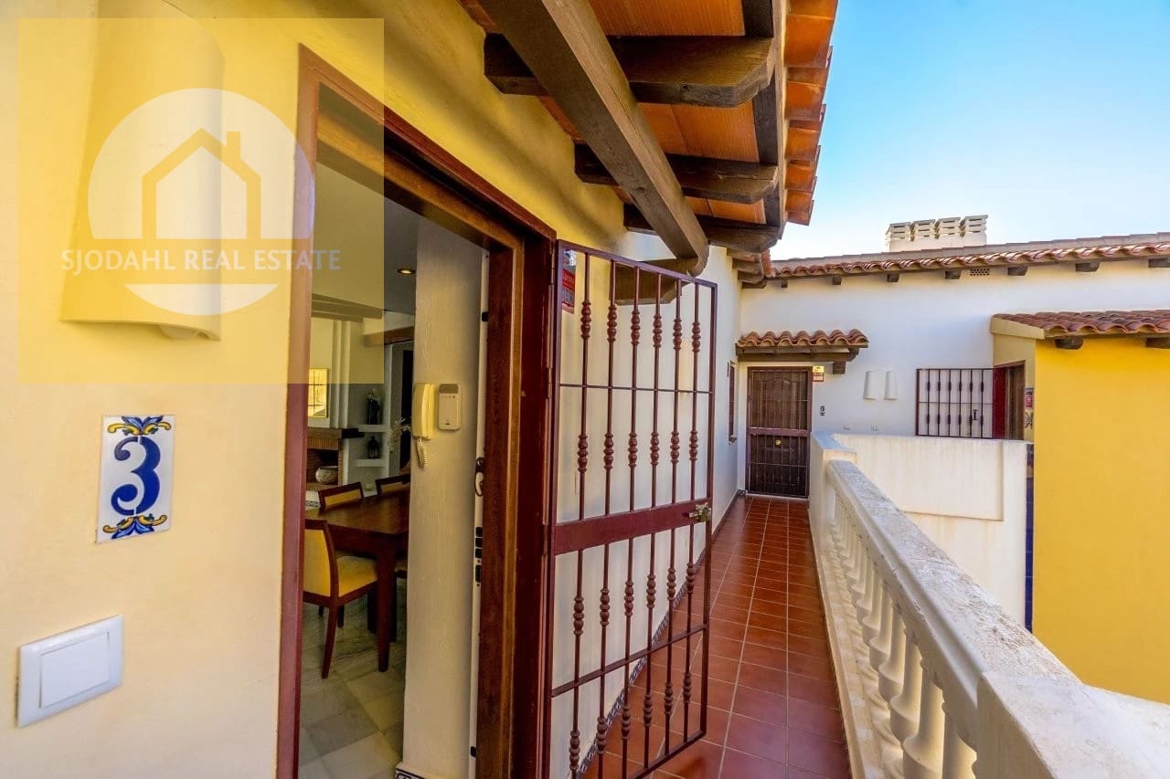3 sovrum Lägenhet till salu i Torrevieja med garage - 349 000 € (Ref: 9642476)
