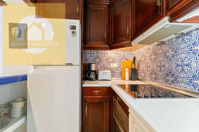 3 bedroom Apartment for sale in Torrevieja with garage - € 349,000 (Ref: 9642476)