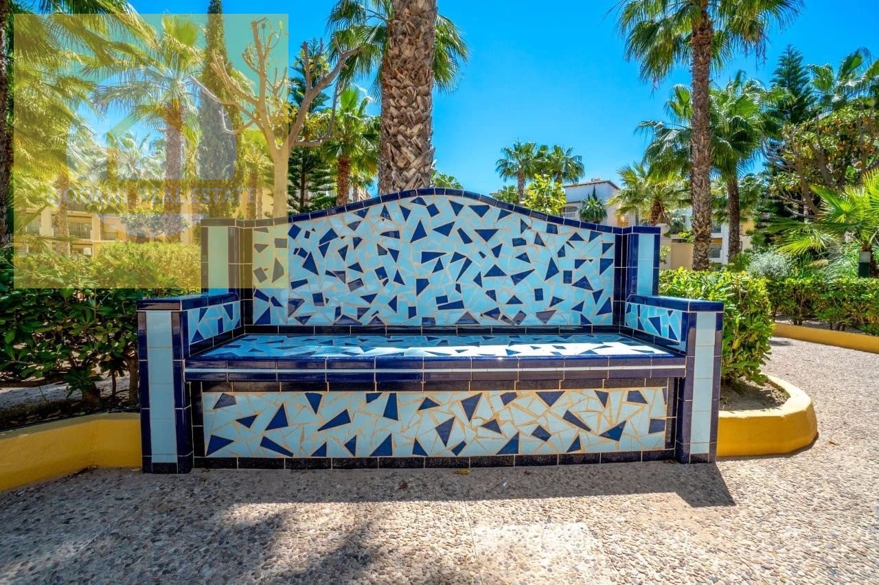 3 sovrum Lägenhet till salu i Torrevieja med garage - 349 000 € (Ref: 9642476)