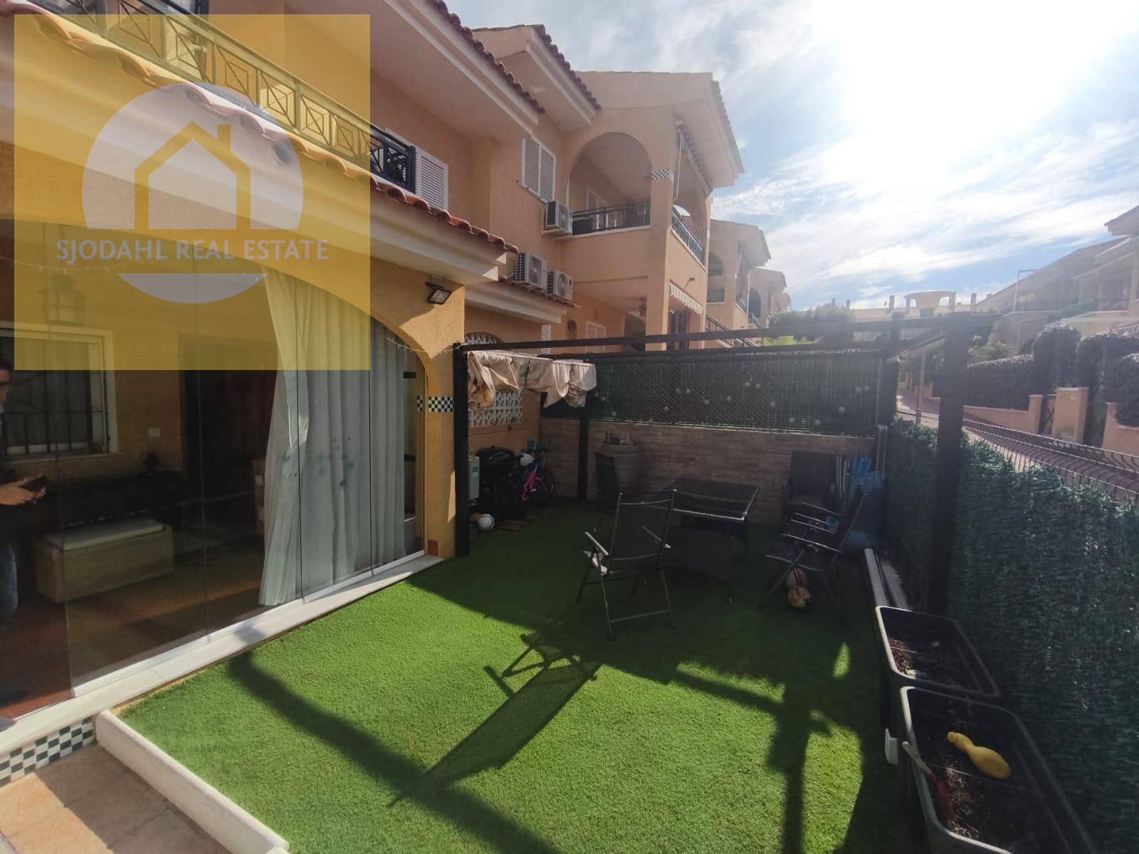 Casa de 3 habitaciones en Gran Alacant en venta con piscina - 284.900 € (Ref: 9643360)