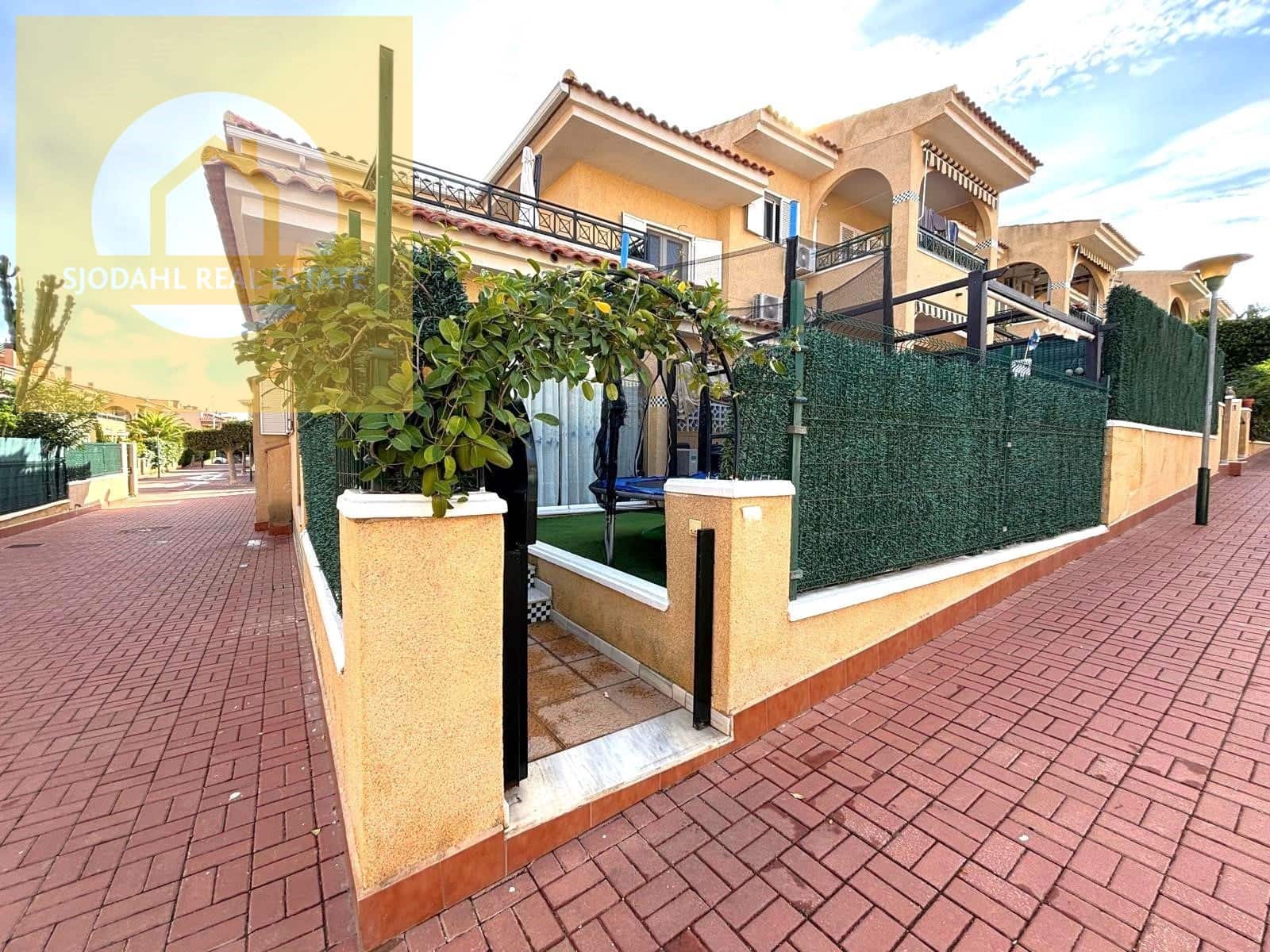 Casa de 3 habitaciones en Gran Alacant en venta con piscina - 284.900 € (Ref: 9643360)