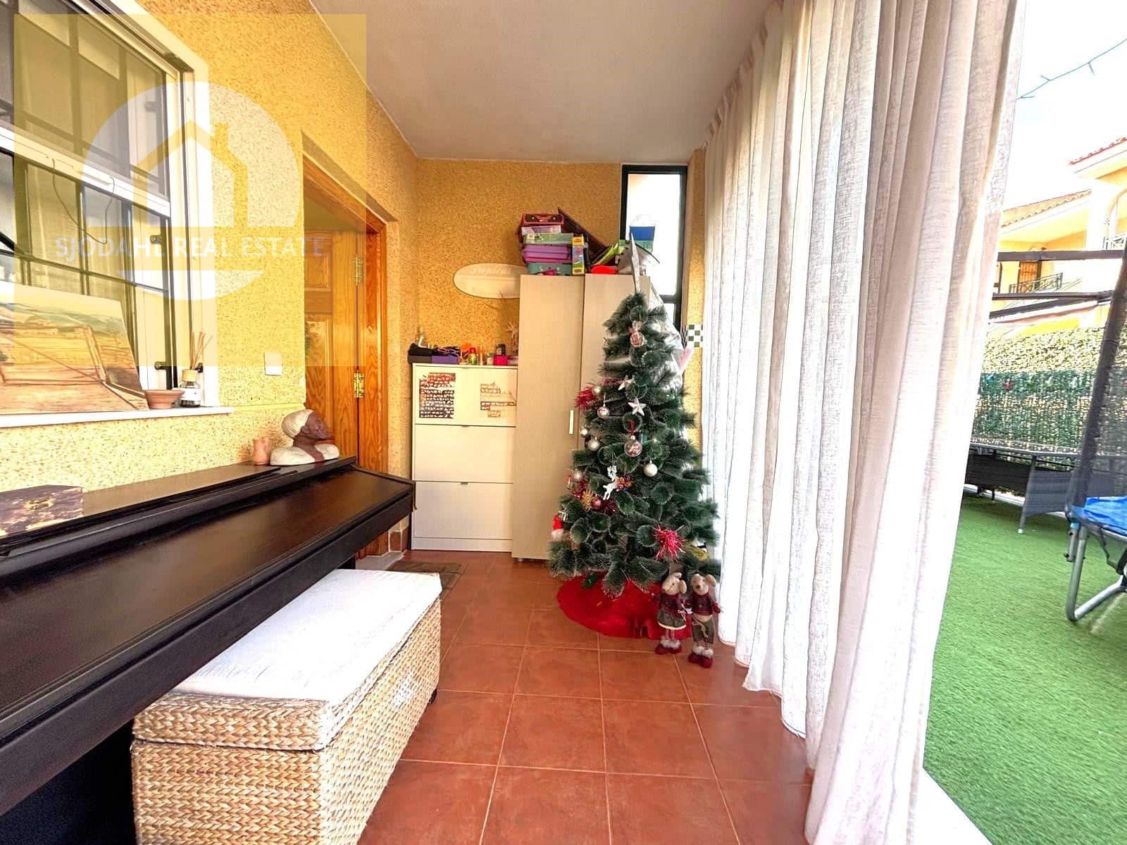 Casa de 3 habitaciones en Gran Alacant en venta con piscina - 284.900 € (Ref: 9643360)